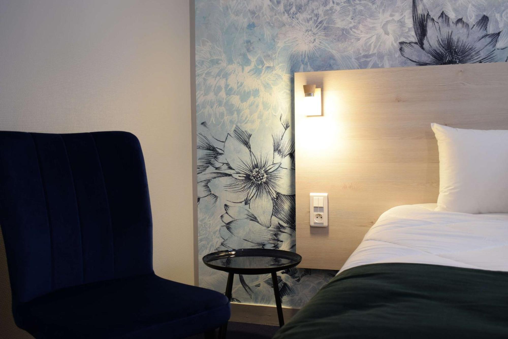 Brit Hotel Au Pays De Vitre Étrelles Eksteriør bilde