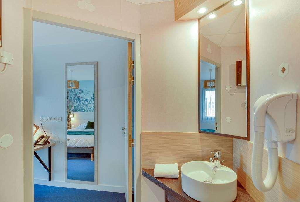 Brit Hotel Au Pays De Vitre Étrelles Rom bilde